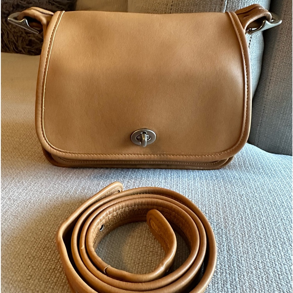 Vintage Coach Rambler